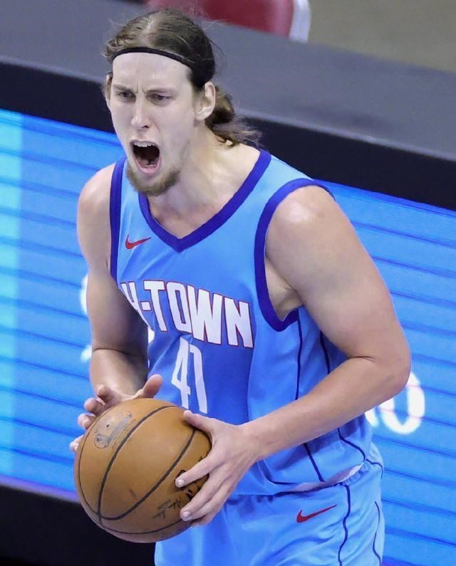 火箭隊|最多1+1？火箭記者分析奧利尼克留隊可能，斯通真的太精明了