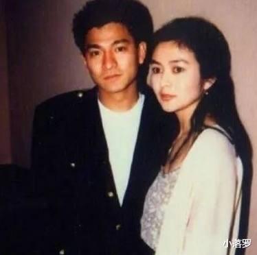 关悦|31张明星罕见照,看完泪流,认识图31的真老了