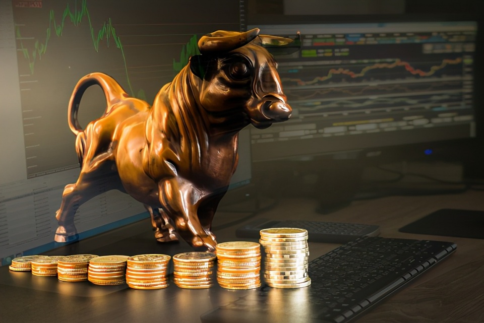 通胀 巴菲特：通胀非常严重！到了买黄金的时候了？