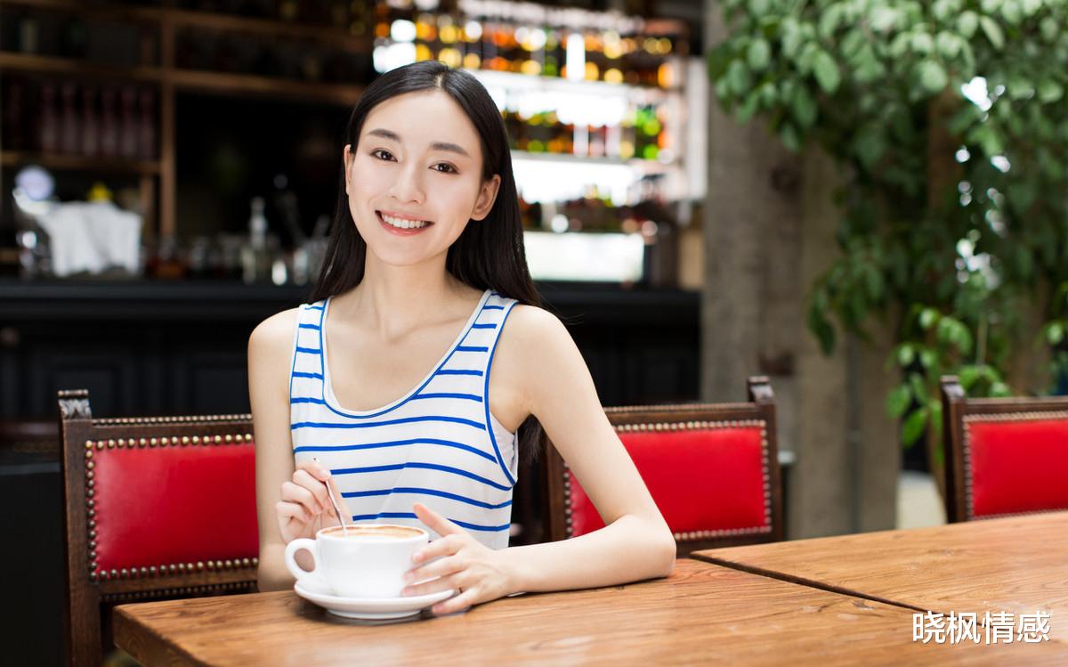 晓枫情感 女人有多爱你,她的“身体语言”告诉你