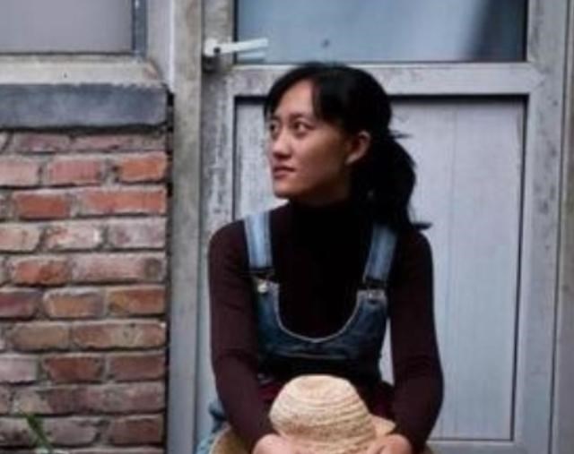 何沐青谈|清华女博士石嫣放弃高薪,当农民长出一手老茧,如今年入800万