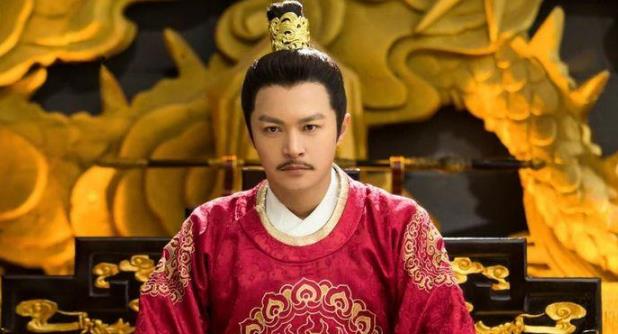 优美生态保卫者 父亲去世后，儿子将他遗体塑成金身，供奉在家无人愿来串门