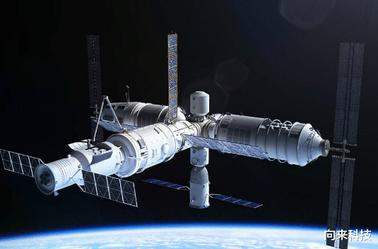 白矮星 神州十二号成功回归地球，飞船落地后变黑，为何升空不会燃烧？