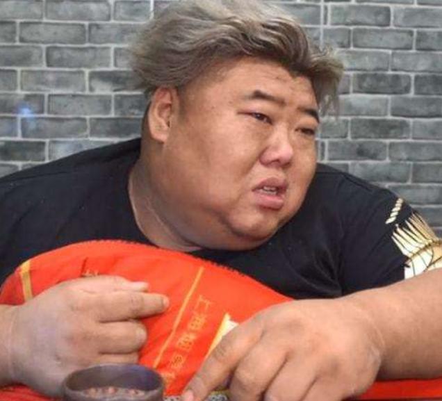 林依晨 先切胃还是先训练?胖猴仔为减肥苦恼,求助网友却被告知“晚了”