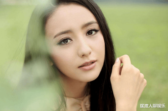 佟丽娅|一个来自新疆的美丽姑娘，婉约动人努力敬业，期待她的明天更美好