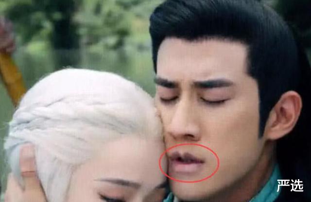 底妆 离开了精修的女星会怎样？卡粉浮粉妆容不匀，高颜值也拯救不了
