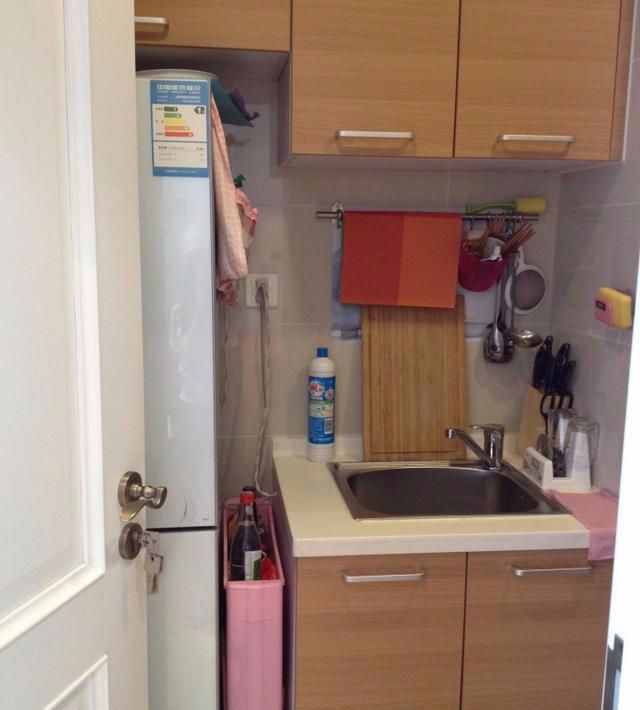 心酸!终于在深圳买房了,40平米2居室,洗澡只能在阳台!