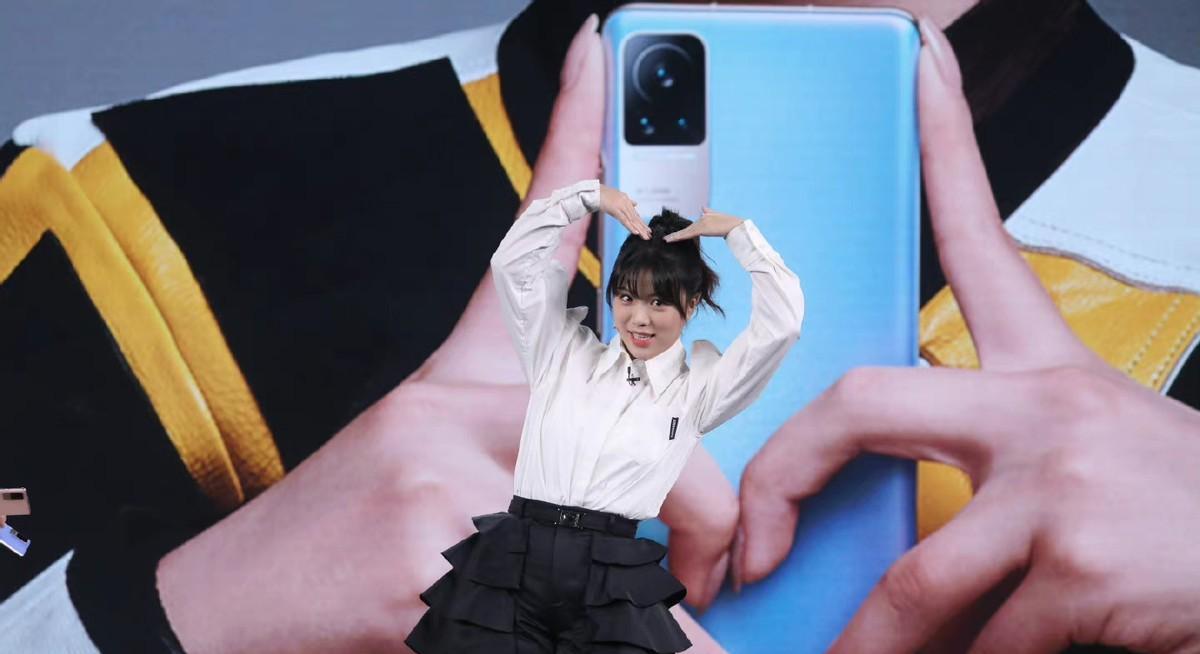 林小雪|奥运冠军杨倩成圈内顶流,各大品牌接不停,网友:做好老本行吧