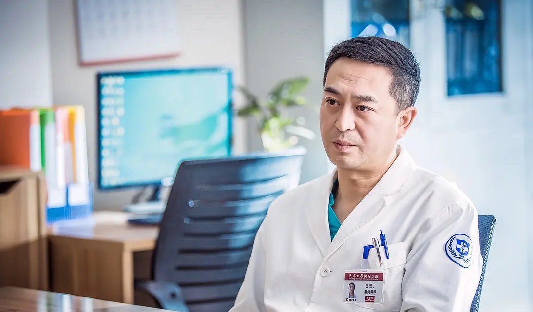 王丽坤|东方卫视大剧今晚开播，女主王丽坤，和男主上演高甜爱情太上头