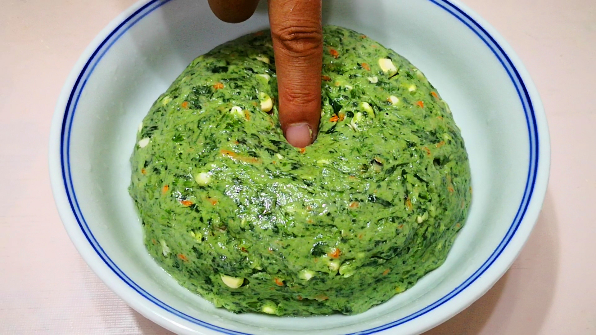 蔬菜|夏季，碰到此碱性蔬菜别手软，营养非常丰富，蒸一蒸吃太美味了