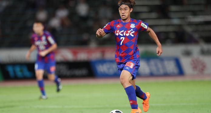 甲府风林|星仔周六日职大战，甲府风林席卷全场，名古屋争分保位。