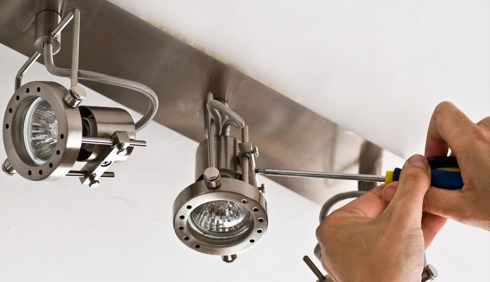 厨房应该选择什么样的灯?从哪些方面选择?重点把握3个方面