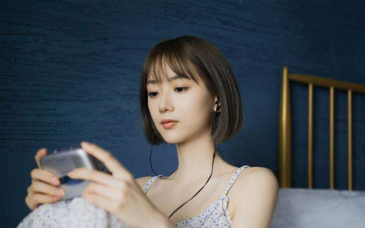 冷月恋爱顾问 女生是否真的想跟你处长期关系？教你一招最实用的测试技巧