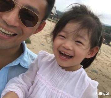 汪小菲|汪小菲想女儿了，除了看照片别无他法，大S又吃又喝又录新节目