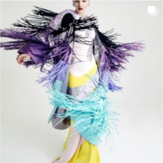 吉娜·爱丽丝|身家上百亿的“顶流名媛”：她一出场，卡戴珊吓得屁股都掉了