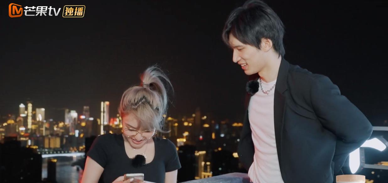 情话屋|《女儿们的恋爱4》周扬青约会陈瑞丰，满心欢喜，但男生另有目的