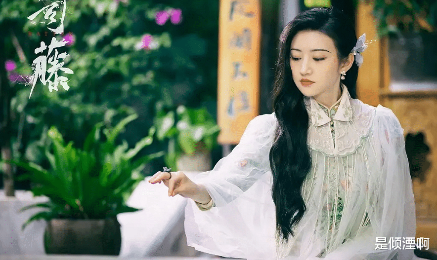 高伟光|东宫导演新剧如月，高伟光出演吸血鬼男主，网传女主却令人担忧！