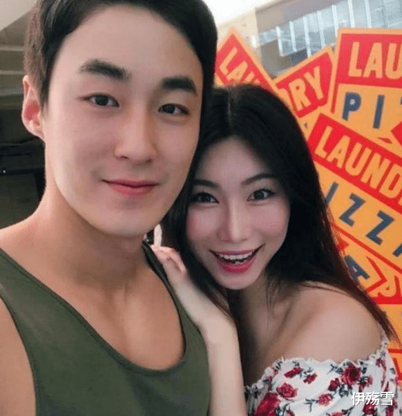 |42岁阿姨倒追25岁小鲜肉，婚后生下双胞胎，婚后幸福甜蜜