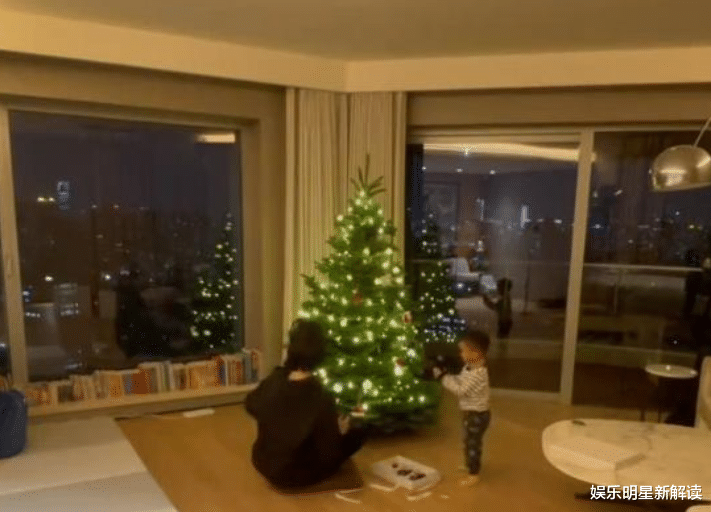 辛芷蕾|四太家人大合照！何猷君站C位身高吸睛，奚梦瑶豪宅内景曝光