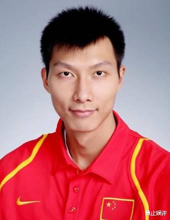 耐克|耐克拒道歉! 姚明宣布新决定, “双重罪”的易建联恐结束国家队生涯