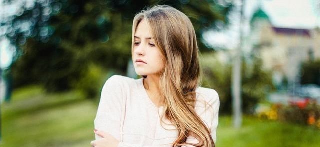 育儿心课堂|心理学：为何太漂亮的女人，反而不被异性喜欢？