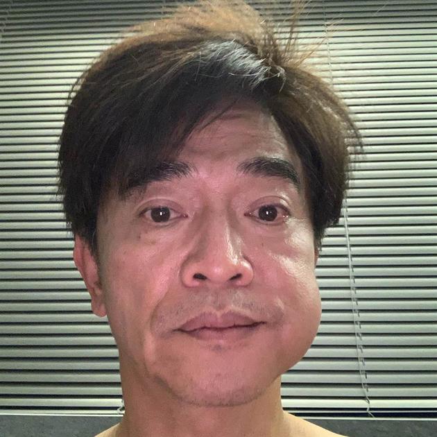 吴宗宪|59岁吴宗宪再次当众亲吻31岁女儿，吴姗儒百般拒绝直呼“不要”