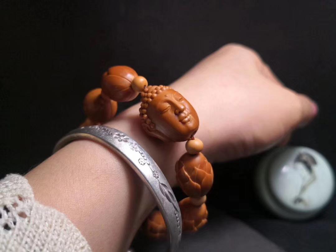 文玩|包浆效果最牛的5种文玩手串 赶紧数数你盘过几串?