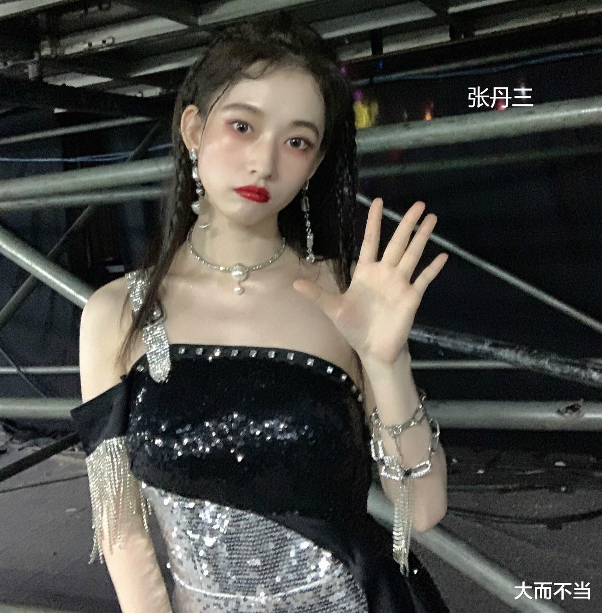 吴亦凡|“打倒吴亦凡”大可不必着急，想想去年初的鲍毓明