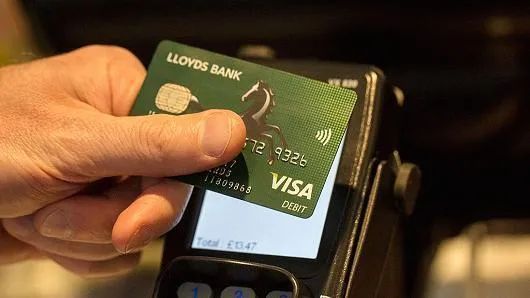 拍拍贷 建行信用卡暴力提额,工行发布调整个人客户星级评定标准的通告!