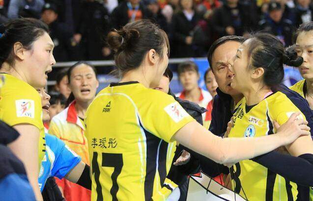 丁霞|丁霞的故事：女排二传最后的荣光，脾气暴躁，赛场辱骂女排功勋！