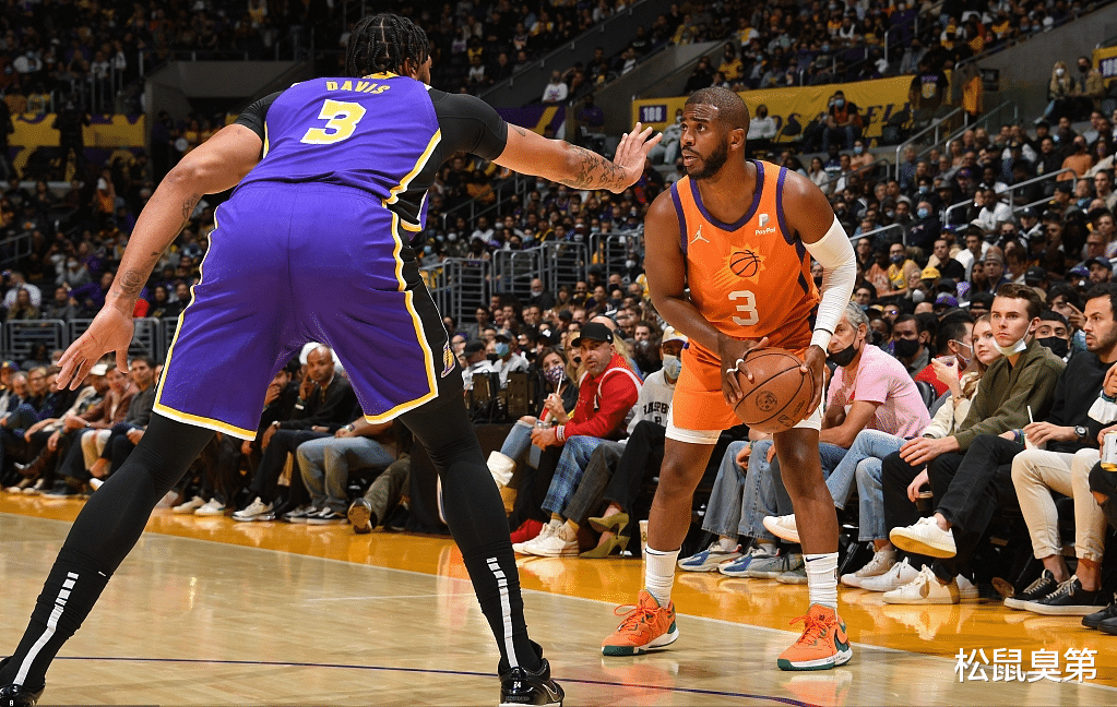 篮网队|NBA晚报：76人交易电话打遍联盟除了篮网，浓眉、火花表面和解