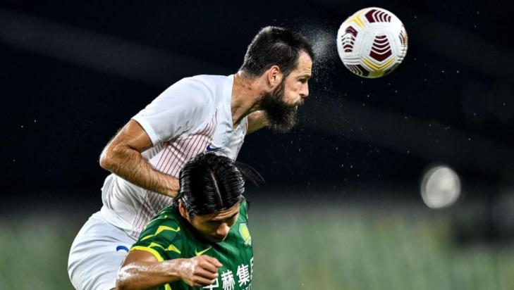 小雅星星|上海申花把航母开翻了，明明是争冠的实力，却踢出了保级的水平