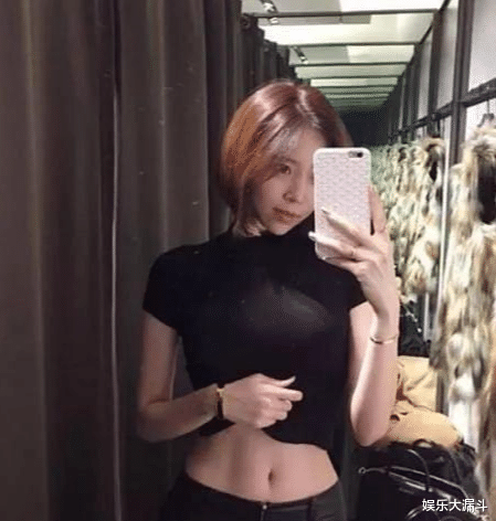 |韩国世界杯小姐，九头身好身材让人羡慕，或许只因为坚持这项运动