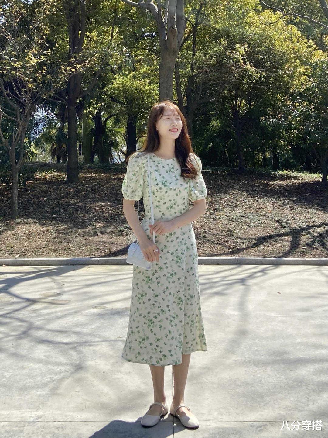 八分穿搭|秋天的裙子要怎么选?看看这些小技巧,让你气质翻倍又优雅温柔