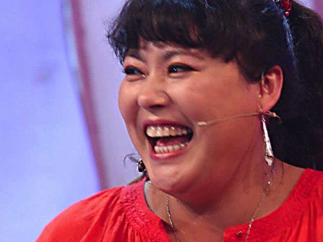 李菁菁|51岁李菁菁自曝患癌，曾陷诈骗风波，3段婚姻全是小鲜肉