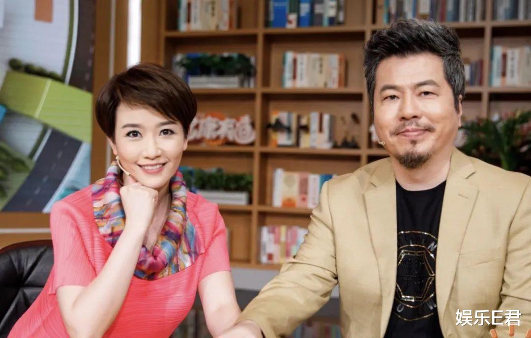 寇乃馨|寇乃馨砸125万重金祝寿，送老公黄国伦名贵吉他，这对夫妻好能赚