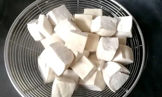 鸡蛋|爱吃这些食物的人，一般极少生病！