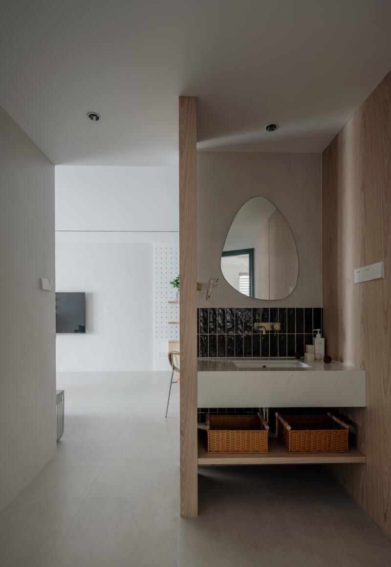 参观她117㎡新家,墙面不刷乳胶漆,也不要踢脚线,反而很高级