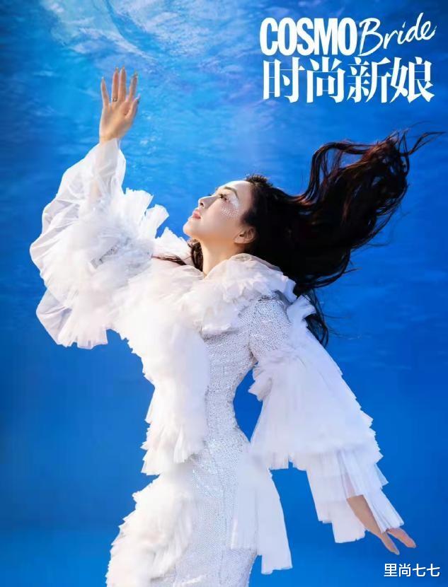 里尚七七 终于把老公熬成爹！钟丽缇夫妻同框大变化，她依旧富态老公好沧桑