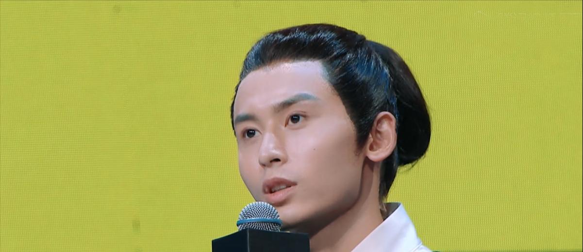 奶球妈咪聊|30岁就结束演艺生涯,张哲瀚的结局,早就注定了