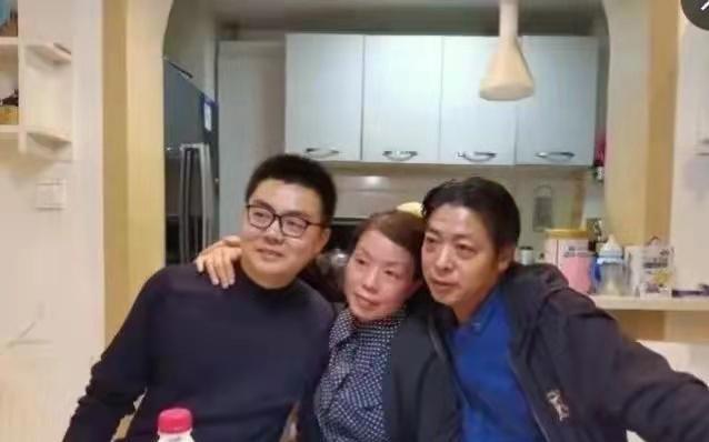 许敏|许敏支持猫妈，揭露郭威假身份有利于查找真相，知情人别再隐瞒了