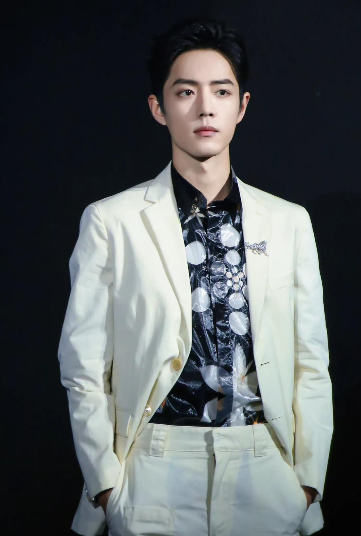 肖战|ELLE杂志采访肖战三部待播剧导演，吕赢刘岩蒋家俊发表看法