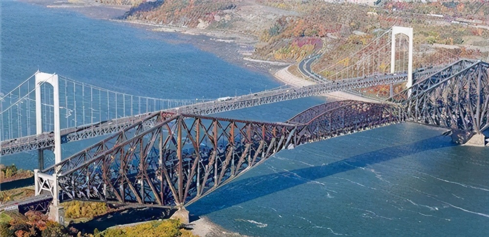 庄生一梦 大桥剪彩前发生坍塌，1.9万吨钢筋突然砸下，75名无辜生命被夺走