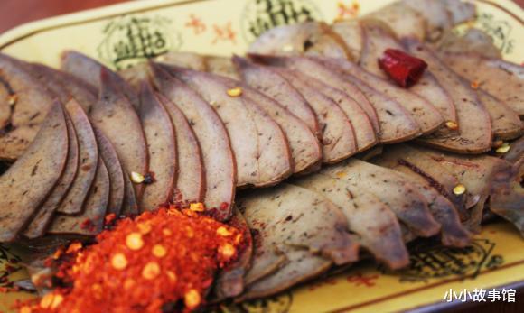 小小故事馆 89岁内科医师，研究高血脂50年：秋冬少吃3种食物，远离脑梗