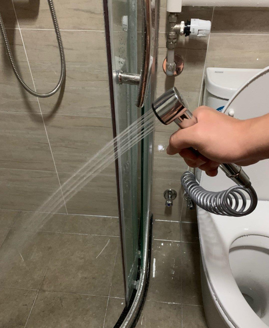 快扔掉肮脏的马桶刷！我用过的5种好物，比马桶刷更卫生、更方便