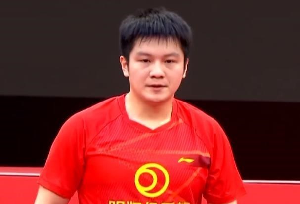 一个人的夜晚 他曾是樊振东的队友，27岁突然退役，如今重返赛场执教昔日好兄弟