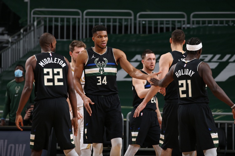 灰熊队|2022年NBA总冠军最有希望的是以下三家，太阳希望很大，灰熊在列
