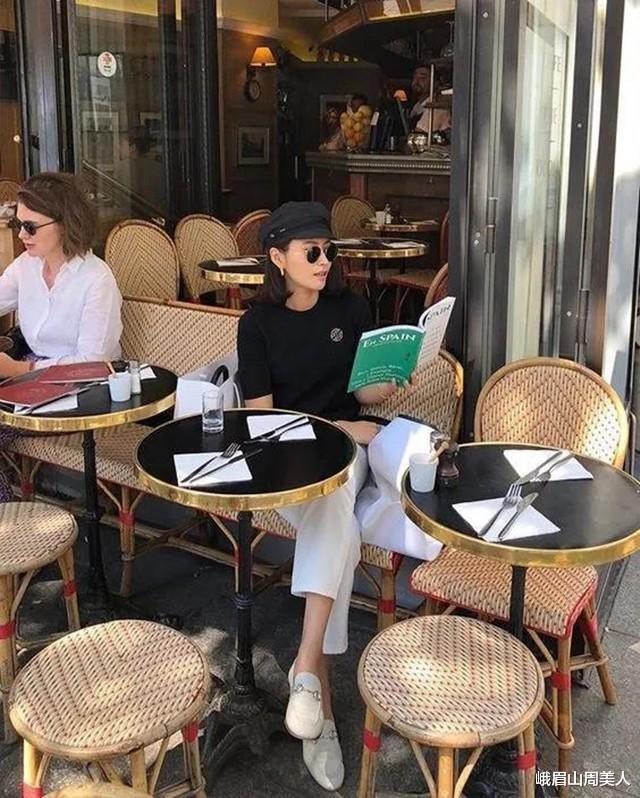 峨眉山周美人|?今夏“奶奶裤”火了！气质优雅还减龄，四五十岁的女人穿超合适