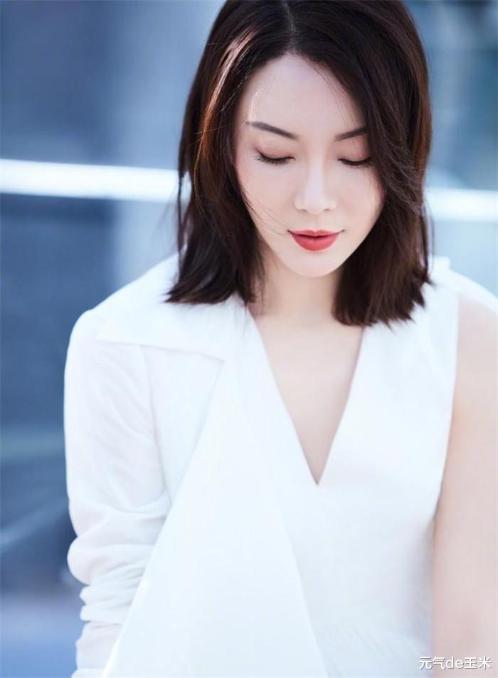 发型|女人过了40岁该剪什么发型?看袁泉陈数赵薇就知道了,气质减龄