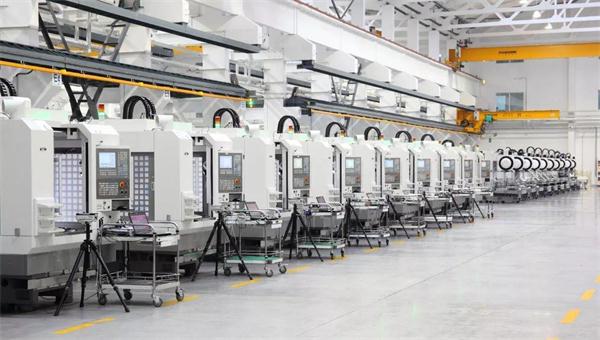 机床 垄断程度不输芯片，中国3270亿市场被瓜分，国产在夹缝中崛起